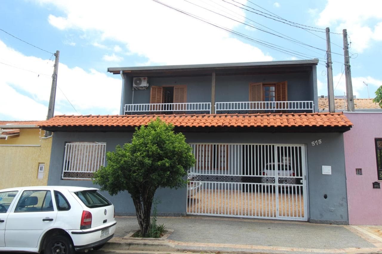 Sobrado Elegante de 202 m² Próximo ao Parque Ecológico - 3 dormitórios - foto 1